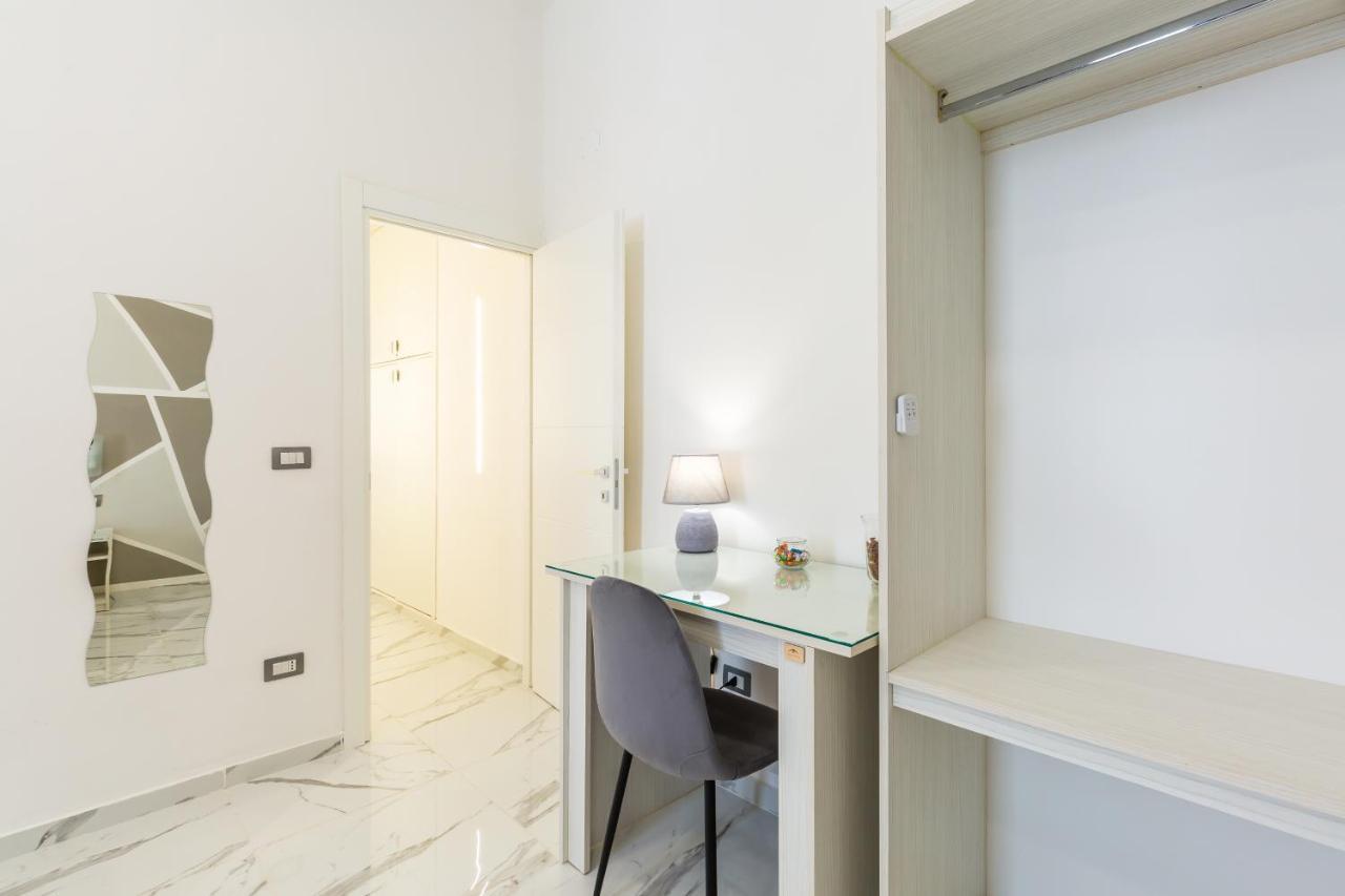 Casa Vacanza New Vanity Napoli Esterno foto