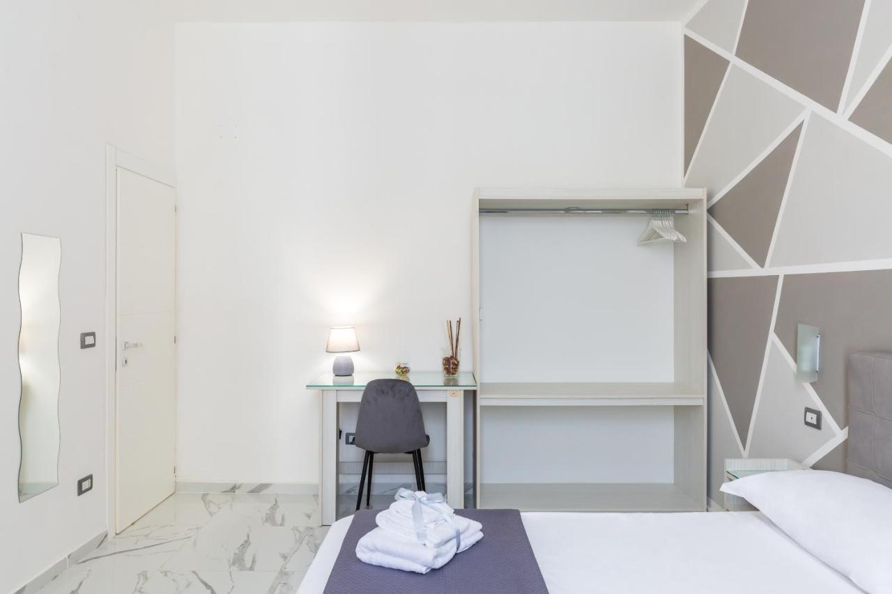 Casa Vacanza New Vanity Napoli Esterno foto